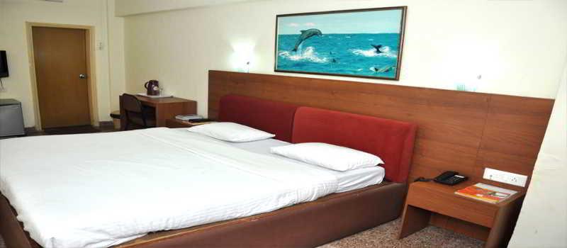 Hotel Samraj Mumbai Exteriör bild